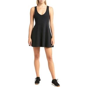 Balance Collection Black athletic dress / pockets